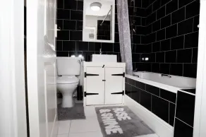 Haydock Cozy 2-Bedroom Home with Free Parking - Salle de bain