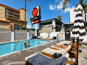 The Dixie Hollywood - Pool