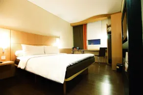 Ibis Surabaya City Center - Room