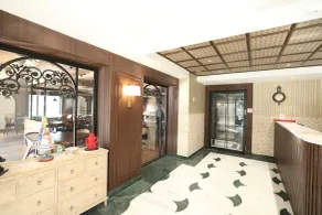 Akhyana Hotel Near Unitech Cyber Park - Receção