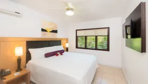 Buccaneer Beach Club - Room