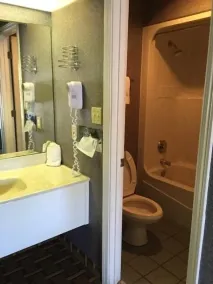 Quality Inn Elberton - Badeværelse