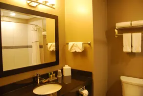Best Western PLUS Fort Saskatchewan Inn & Suites - Salle de bain