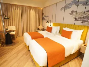 Ramada Encore by Wyndham Gurugram Dwarka Expressway - Room