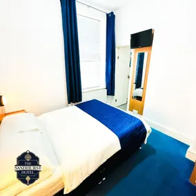 The Sandhurst Hotel - Chambre