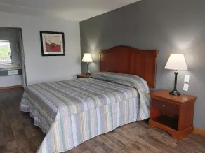 Paris Inn and Suites - Chambre