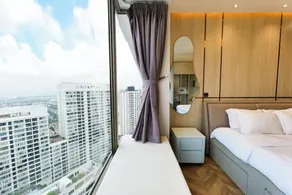 Midtown by Saigon - Room