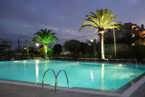 Agi Rescator Apartments - Pool