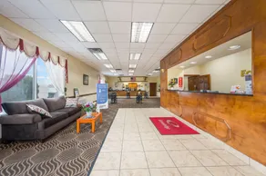 Econo Lodge Cullman South - Lobby
