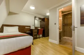 Royal Cambridge Hotel - Habitación
