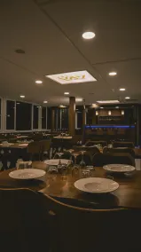 Grand Vav Hotel - Restaurante