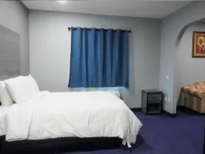 Americas Best Value Inn and Suites Bush International Airport - Rum