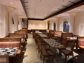 Revanta Suites - Restaurant