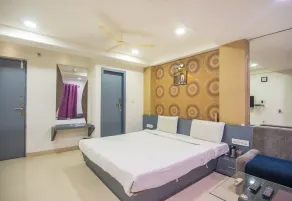 Hotel Morya Regency - View from room