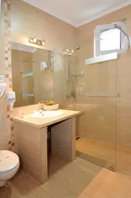 Hotel Confort - Bathroom