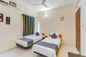 UPAR Hotels Nearby Bagmane Tech Park - Rom