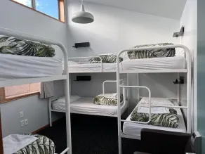On Top Backpackers - Vue de la chambre