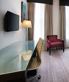 Leonardo Hotel Cardiff - Habitación