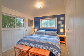 Waterfront North Bend Home: 9 Miles Into Town - Rum