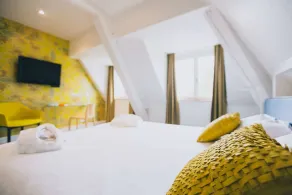 Castel de Très Girard - Hotel & Restaurant - Teritoria - Room