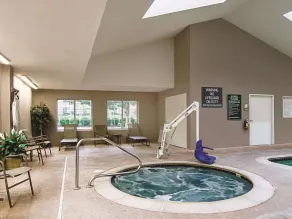 La Quinta Inn & Suites by Wyndham Denver Airport DIA - Piscine