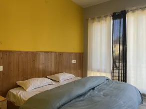 Flyscape - Room