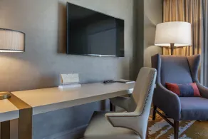 Omni Louisville Hotel - Chambre