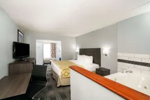Baymont by Wyndham Gallatin - Chambre