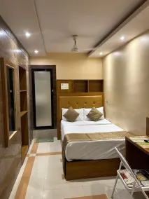 Hotel BKC Mannat - Chambre