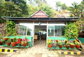 Deshadan Mountain Resort -The highest resort in Munnar - Reception