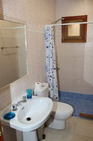 Room Rental In Central Flat In Puerto Del Rosario - Badeværelse