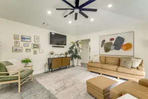 Modern-style Home w/ Patio, Near Greers Ferry Lake - Innenbereich