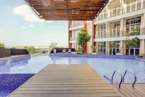 Collection O 30 Amega Crown Sub - Piscina