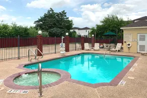 Comfort Suites Texas Ave - Piscine