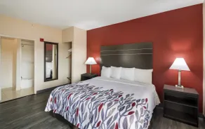 Red Roof Inn & Suites Austin East - Manor - Rom