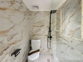 Luxurious Studio Room at Orchard Supermall Mansion Apartment By Travelio - Bathroom