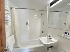 Americas Best Value Inn Hyannis - Salle de bain