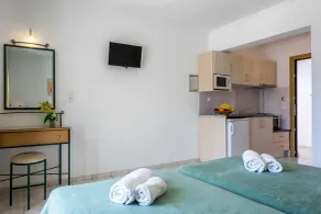 Ritsa Studios - Room