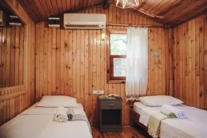 Base Bungalows - Room