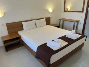 Sirtaki Apartments - Camera