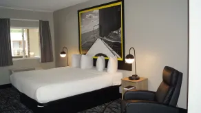 Super 8 by Wyndham Traverse City - Chambre