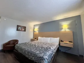 Econo Lodge Motel Village - Chambre