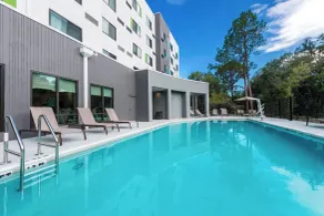 Courtyard by Marriott Tampa Northwest/Veterans Expressway - Piscine
