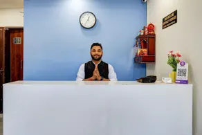 Hotel Warm Welcome Inn 26 - Near Sector 18 Metro Noida - Réception