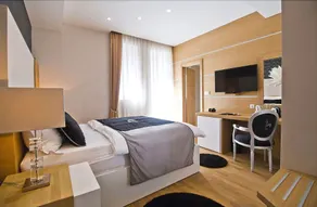 VIP Rooms - Room