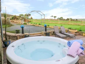 Meadowside - Spa
