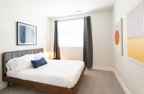 Cozysuites l Modern 1BR in Downtown Cincinnati - Værelse