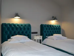 Fullton Central - Room