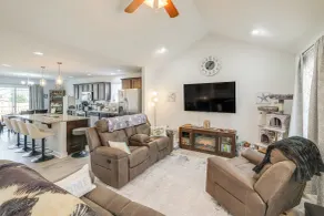 1 Mi to Colonial Beach Boardwalk: Home w/ Fire Pit - Interiør