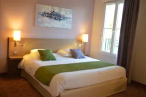 Brit Hotel Châteaudun - Værelse
